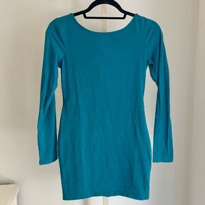 Teal Blue Long Sleeve Rounded Neck Fitted Tunic
Cotton Blend, Crisscross Back M